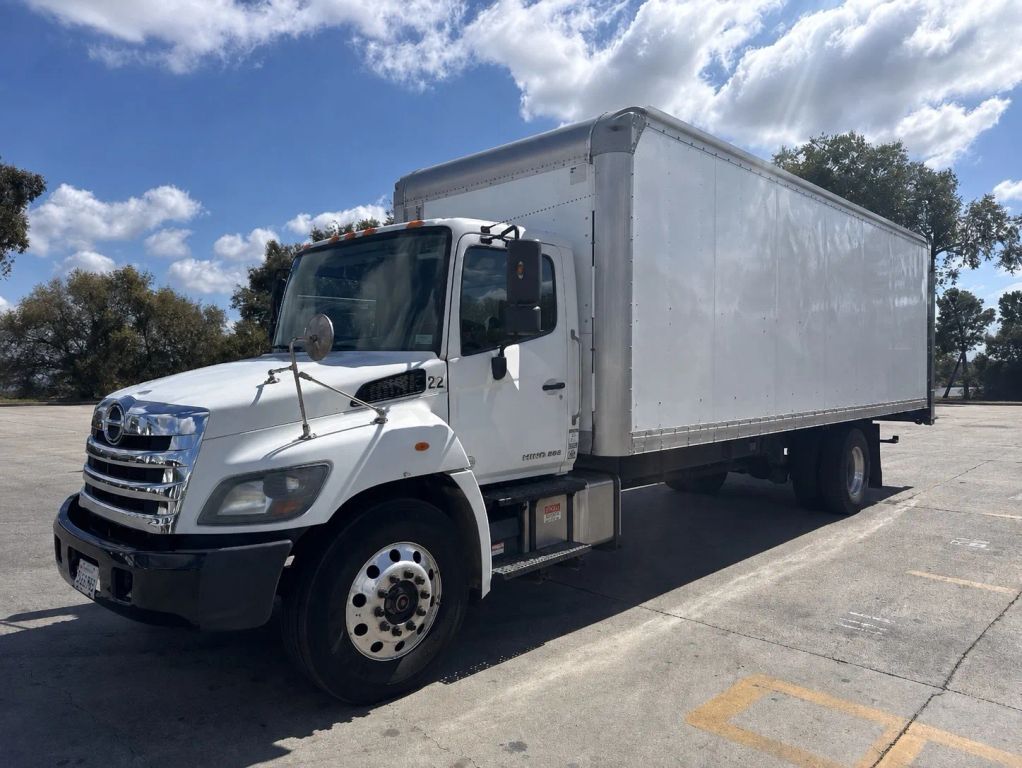 2019 HINO 338 in Pacoima, CA