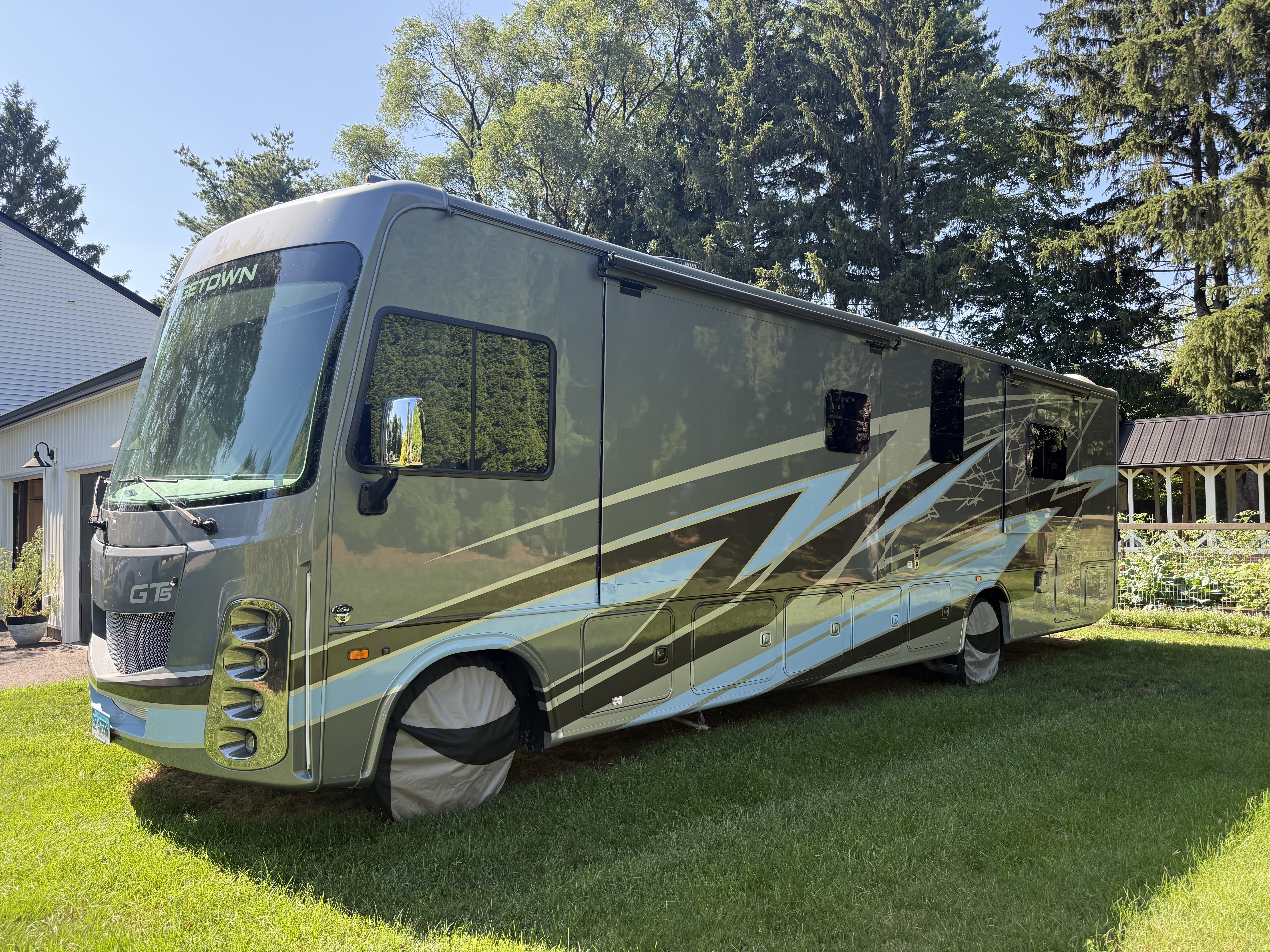 2023 Forest River GEORGETOWN 5 SERIES GT5 34H5 RV