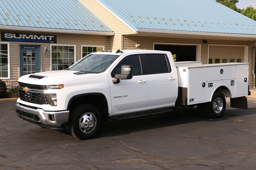 2024 CHEVROLET SILVERADO 3500HD LT in Wooster, OH