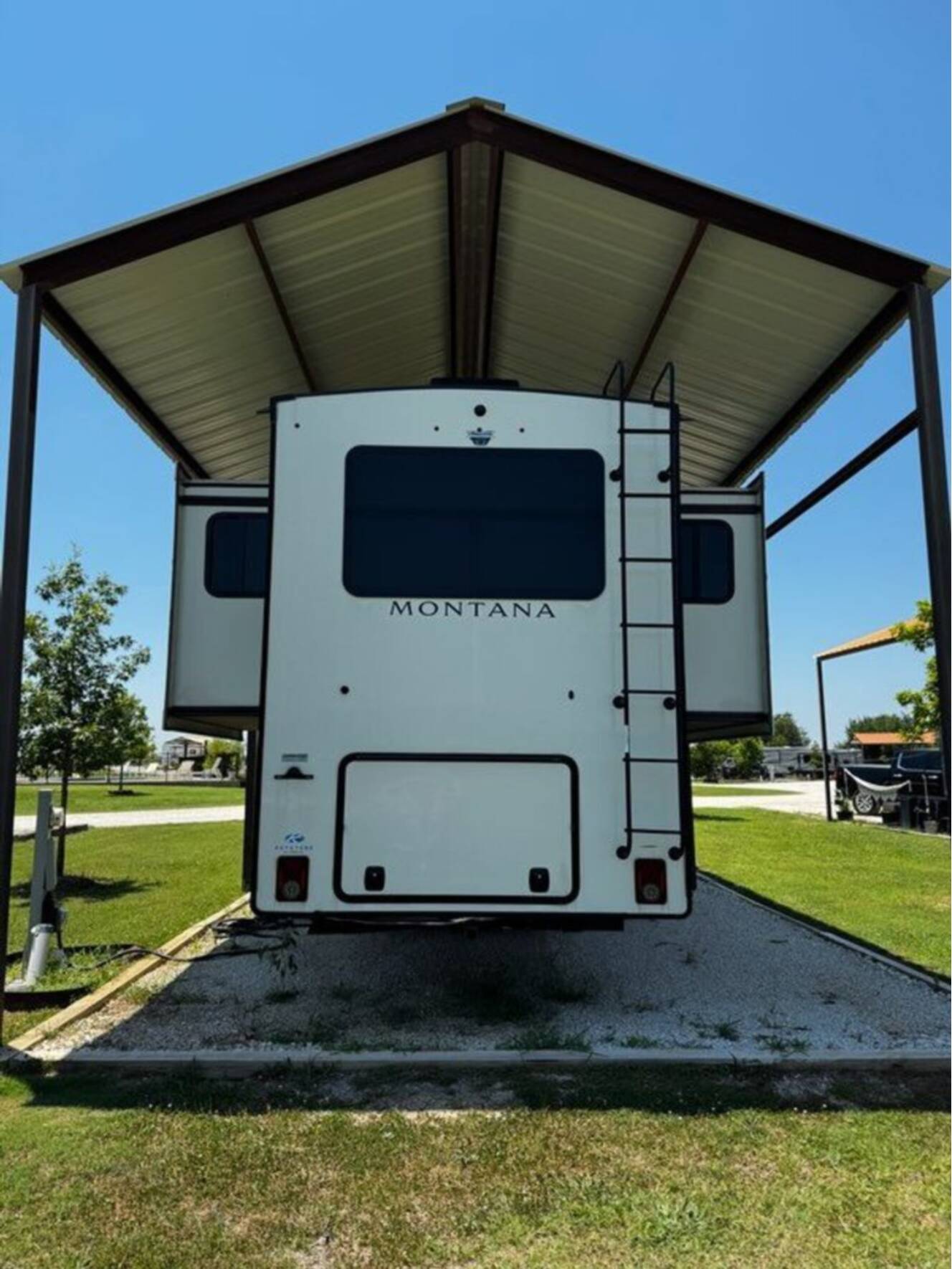 A photo of this 2022 Keystone Montana 3791RD