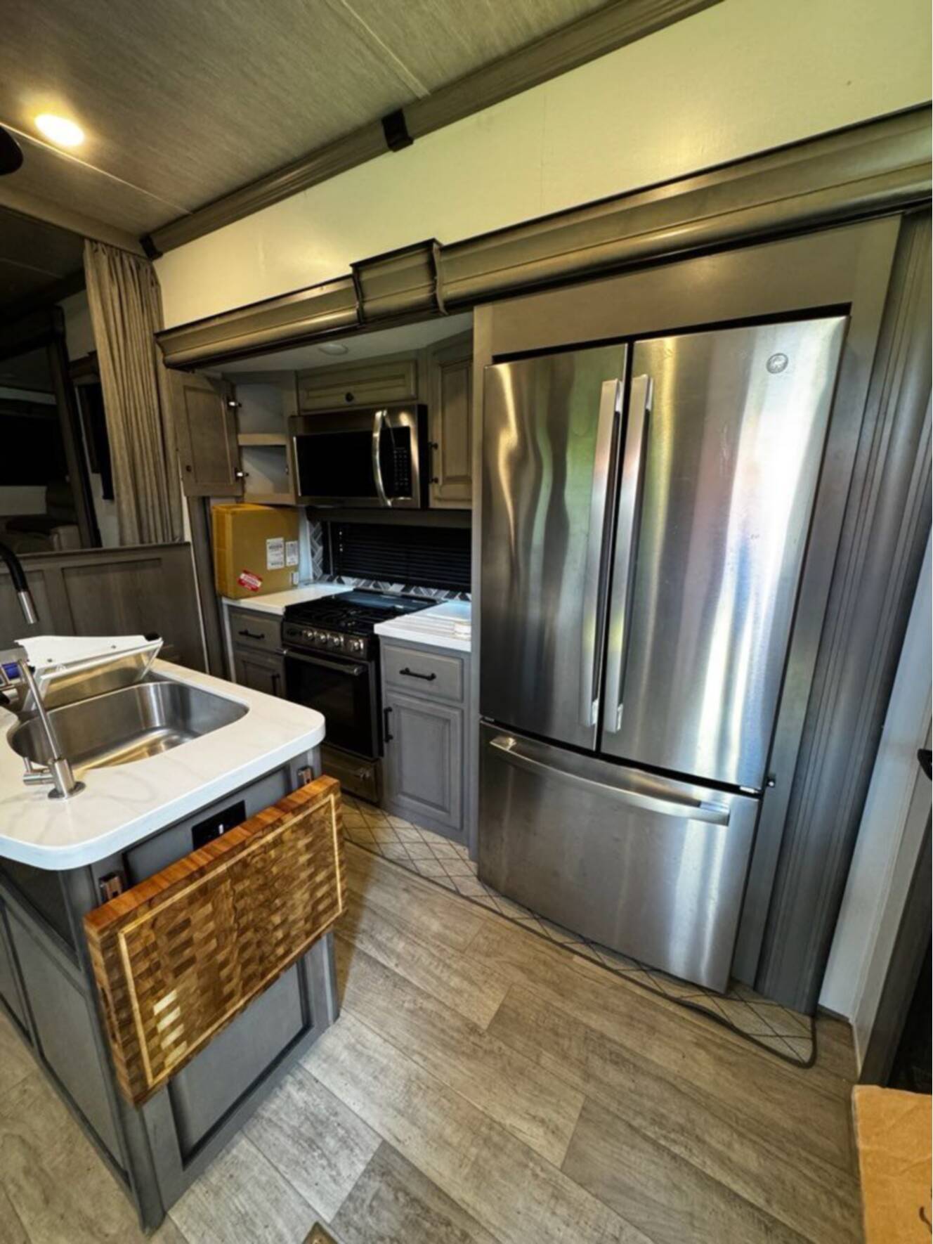 A photo of this 2022 Keystone Montana 3791RD