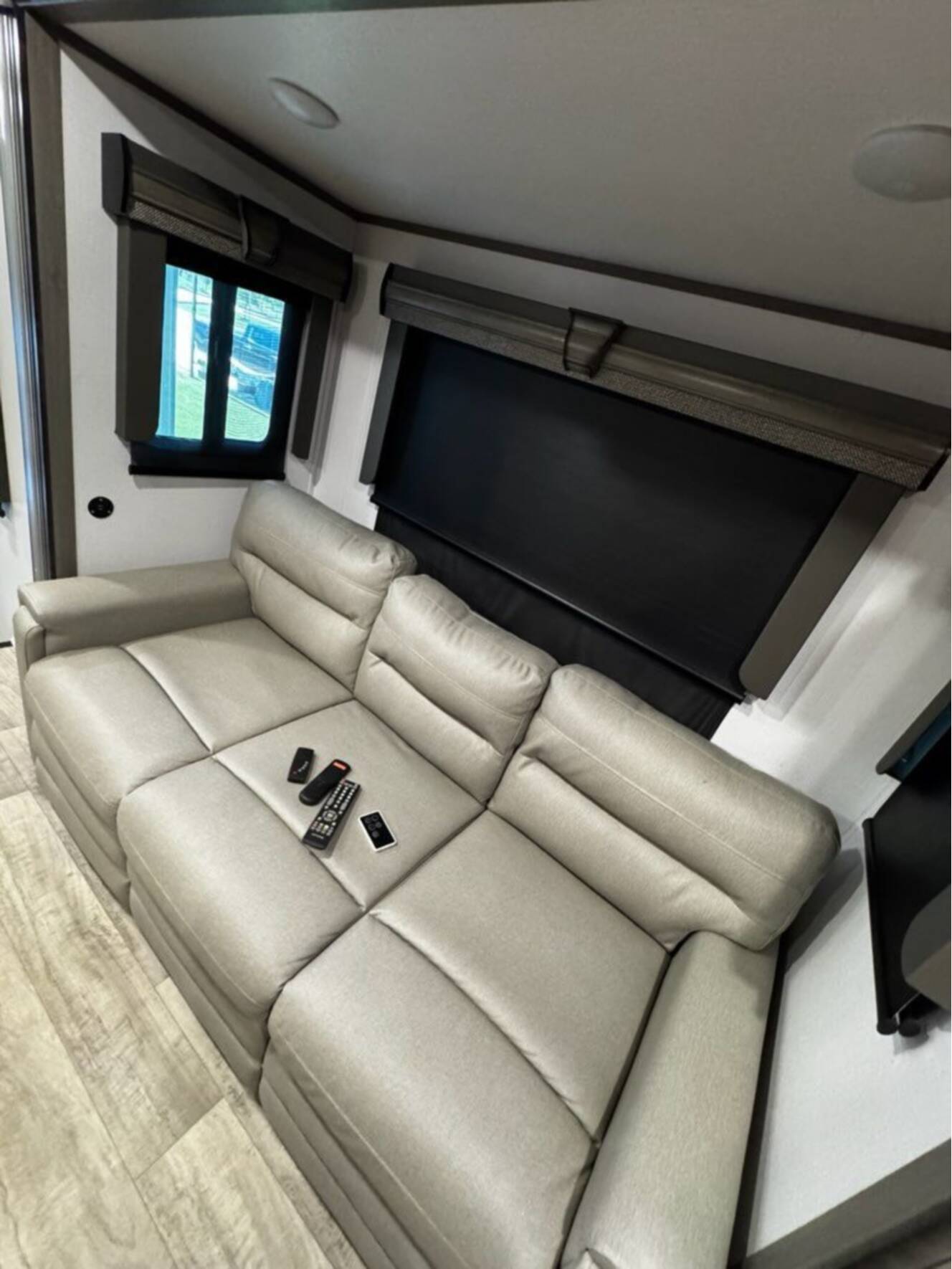 A photo of this 2022 Keystone Montana 3791RD