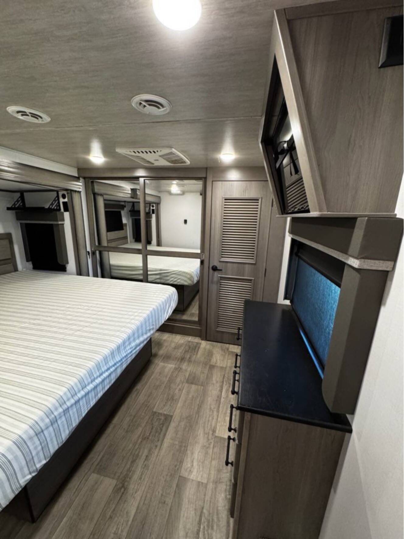 A photo of this 2022 Keystone Montana 3791RD