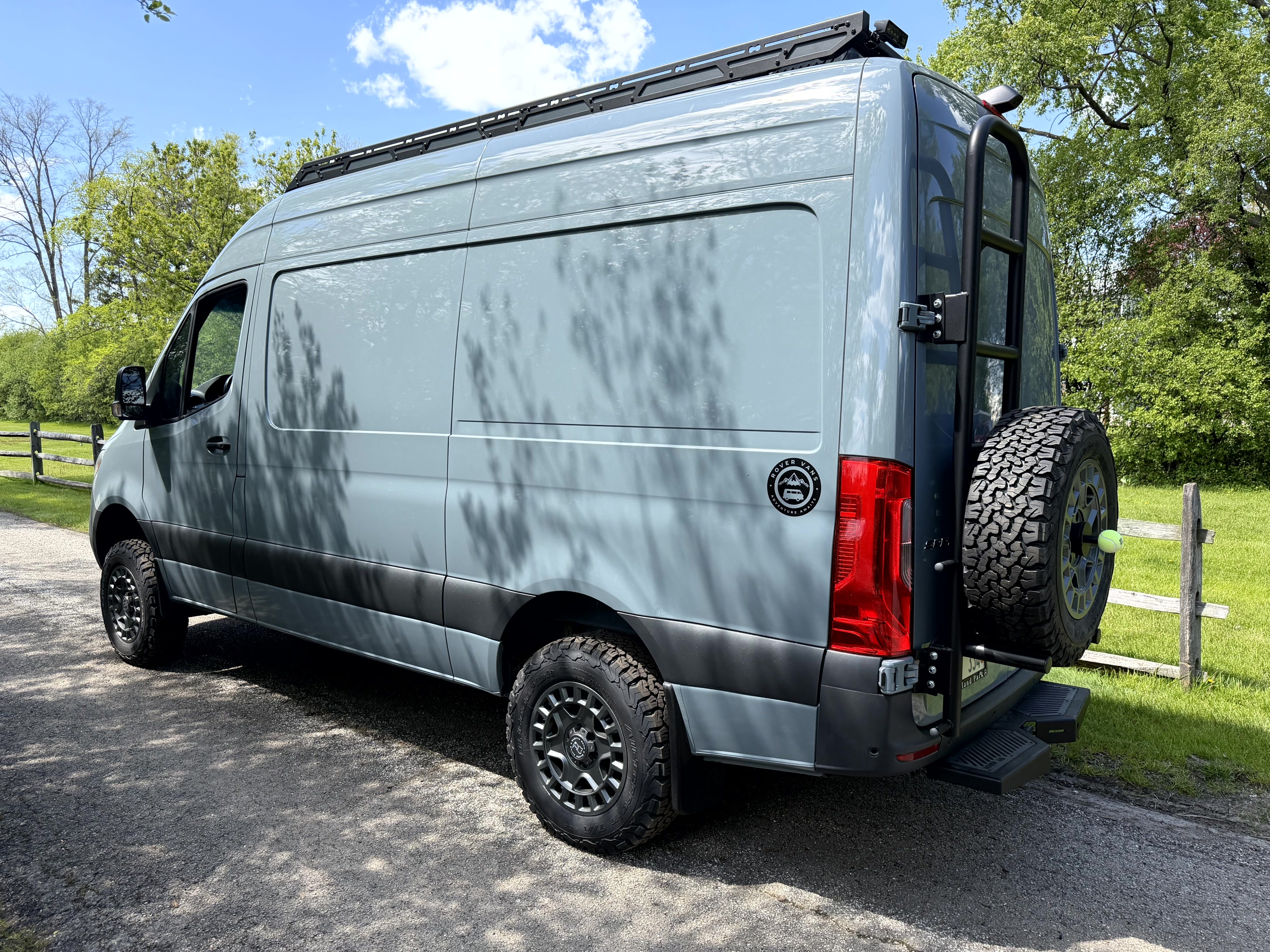 2022 Mercedes-Benz SPRINTER 2500 4X4 in wheeling IL