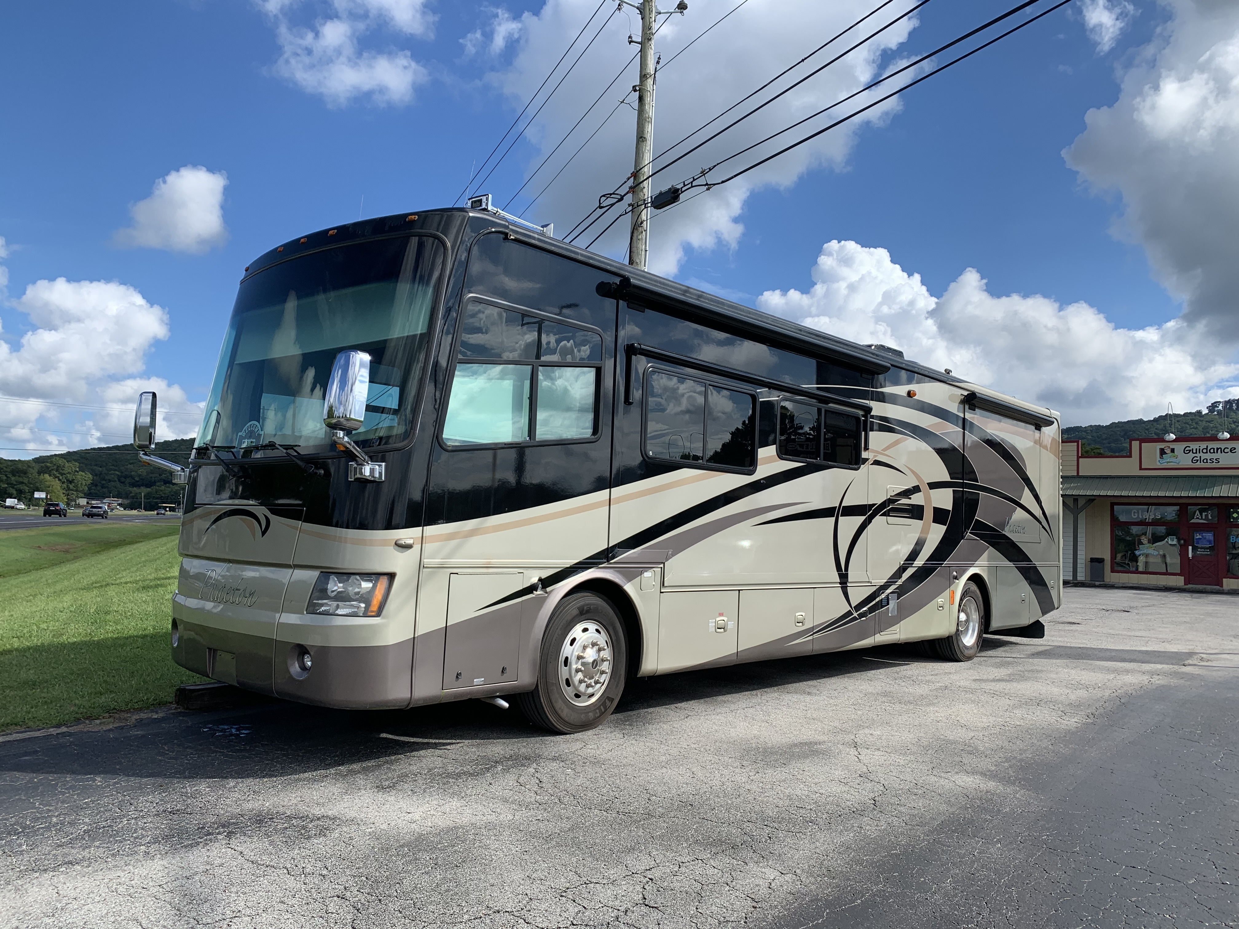 2008 Tiffin Motorhomes PHAETON 40 QDH RV