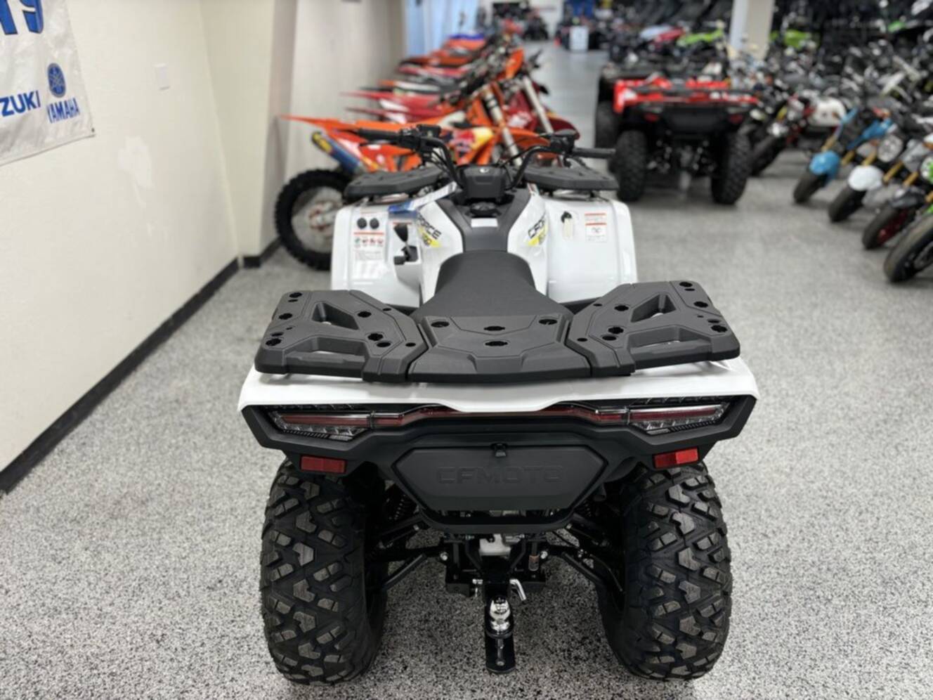 A photo of this 2025 CFMOTO CFORCE 500