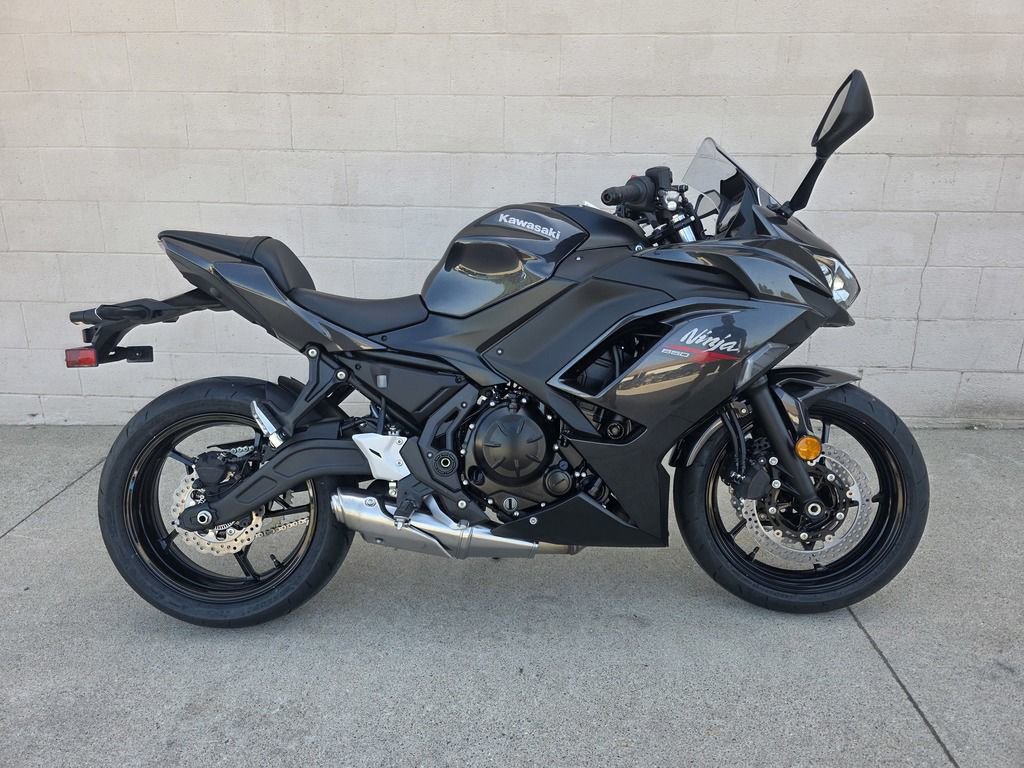 2026 Kawasaki Ninja 650 BASE in Coldwater, MI