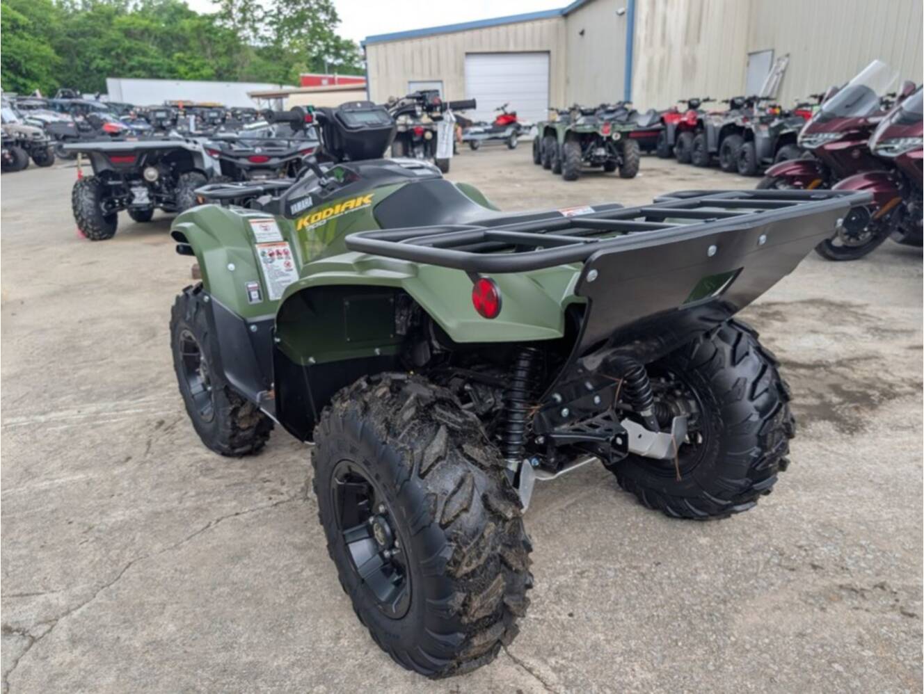 A photo of this 2025 Yamaha Kodiak 700 EPS