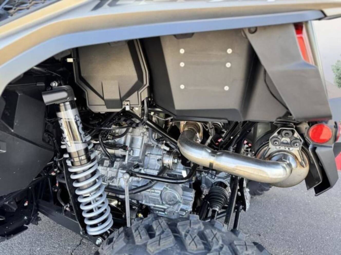 A photo of this 2026 Honda Talon 1000X 4 FOX Live Valve