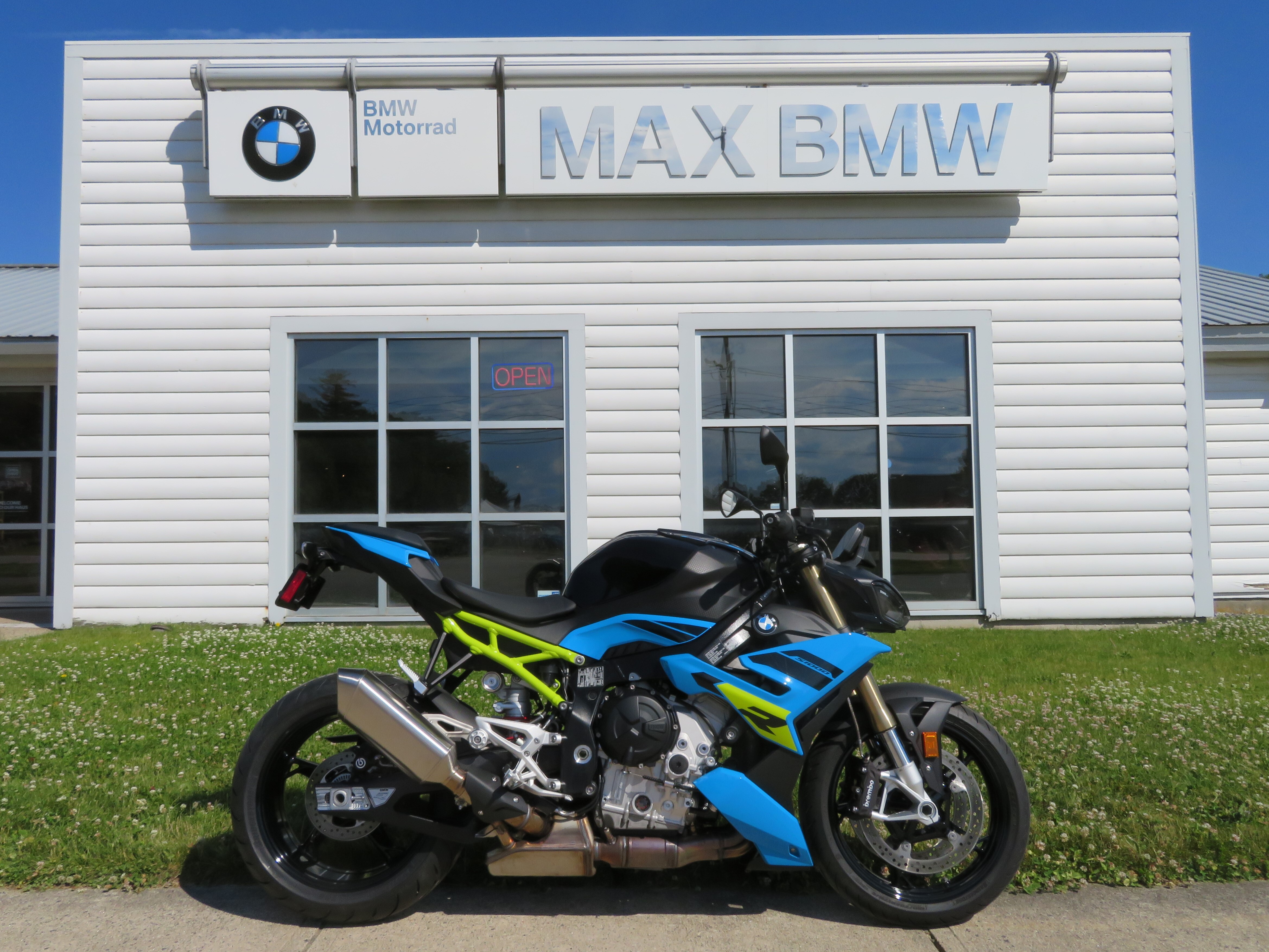 2025 BMW S1000R R in North Hampton, NH