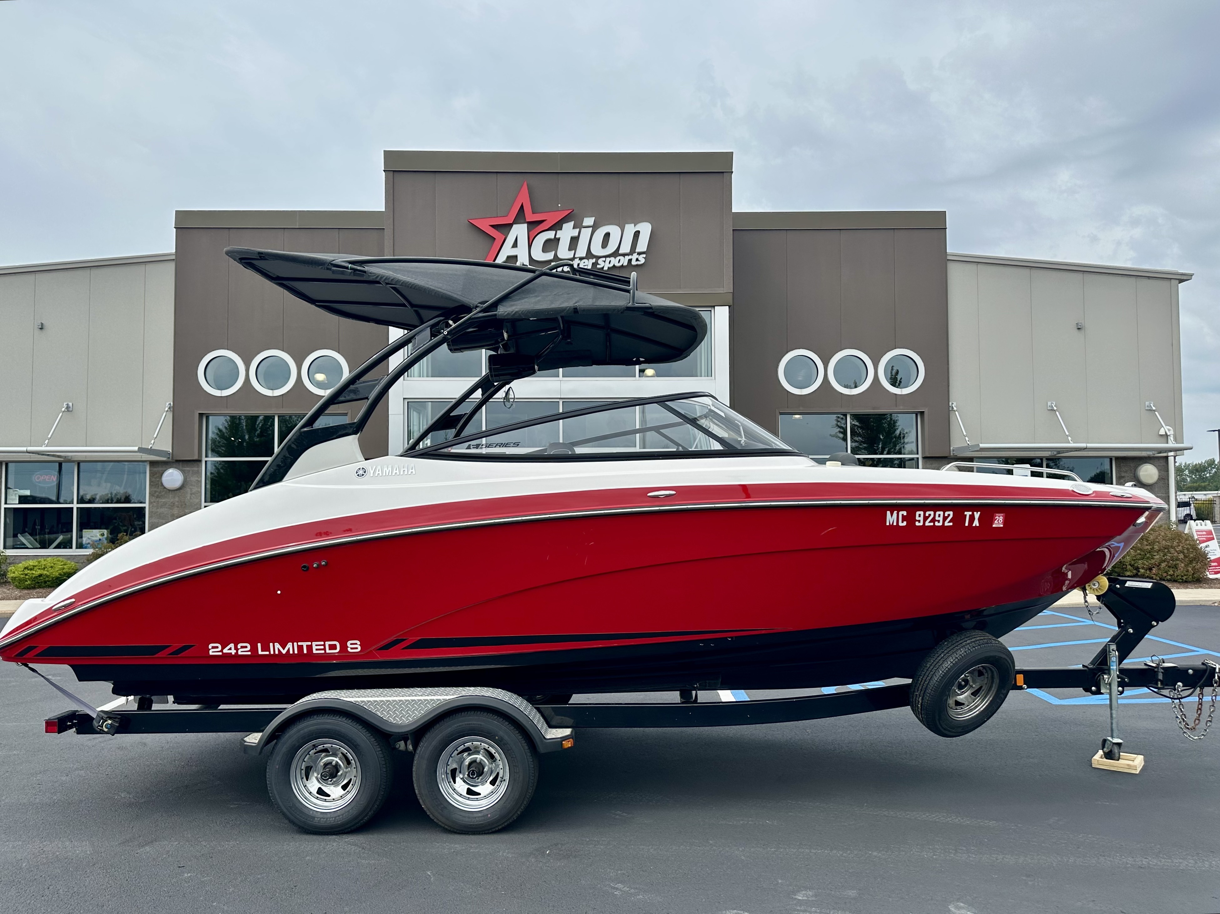 2016 Yamaha 242 Limited S in traverse city MI