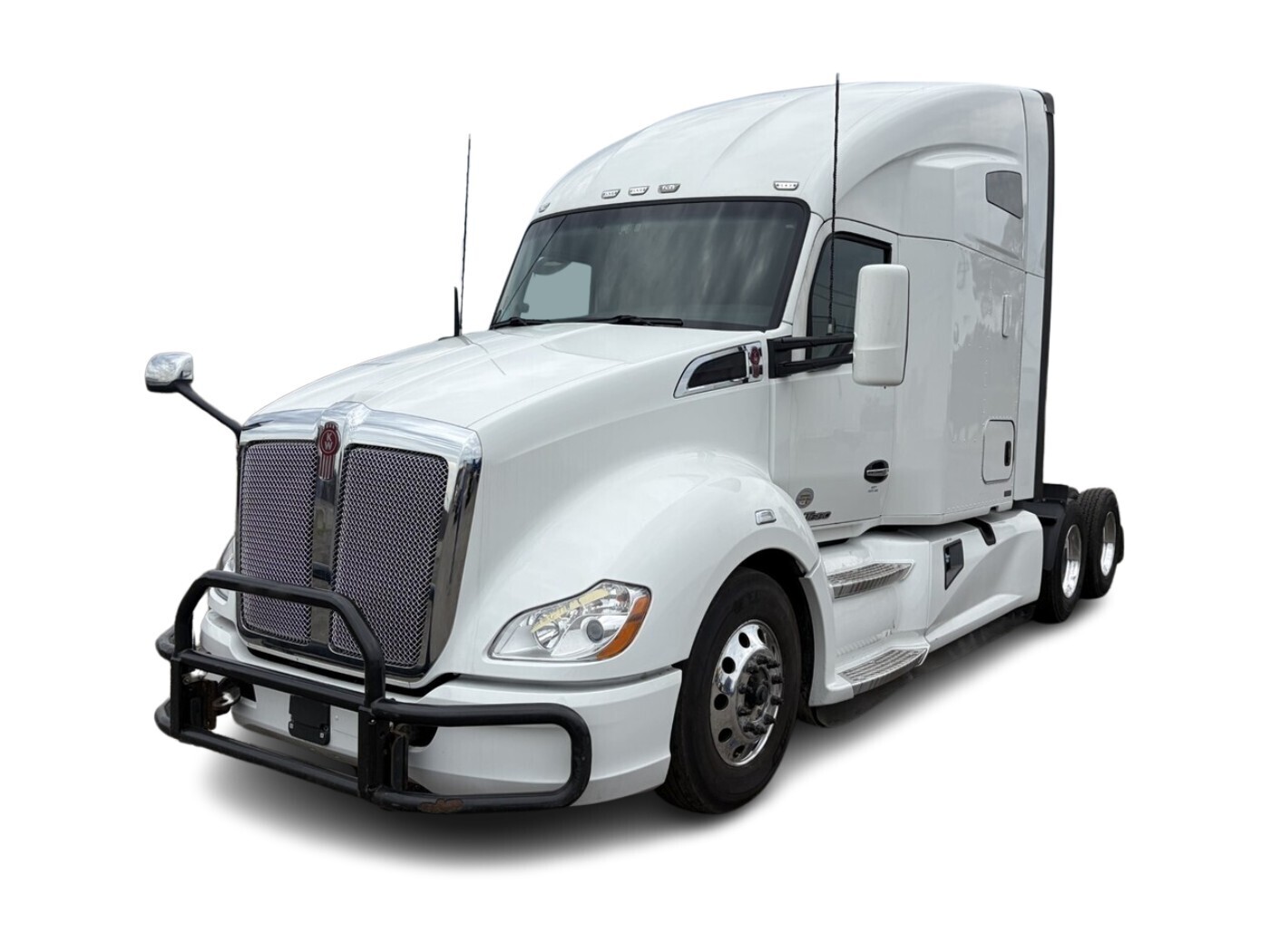 2022 KENWORTH T680 in Dearborn, MI