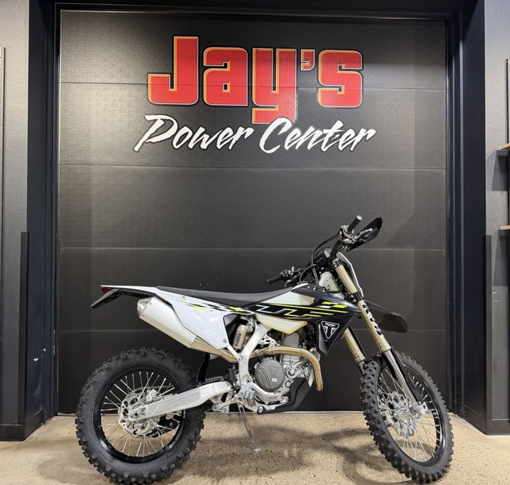 2026 Triumph TF 450-E Jet Black/Pure White 450-E in Reedsburg, WI