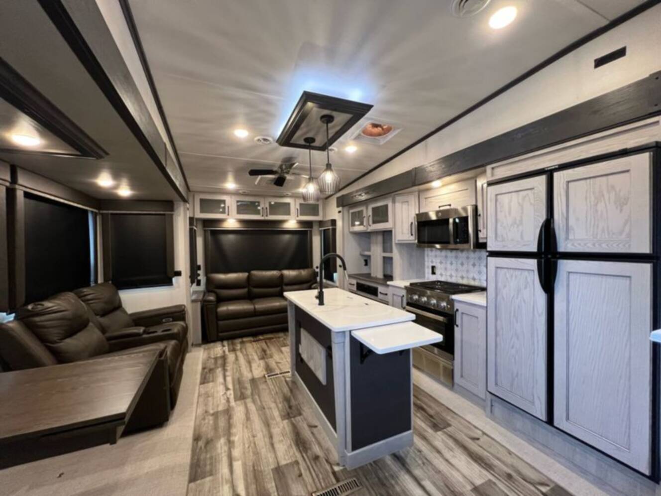 A photo of this 2023 Keystone Montana High Country 295RL