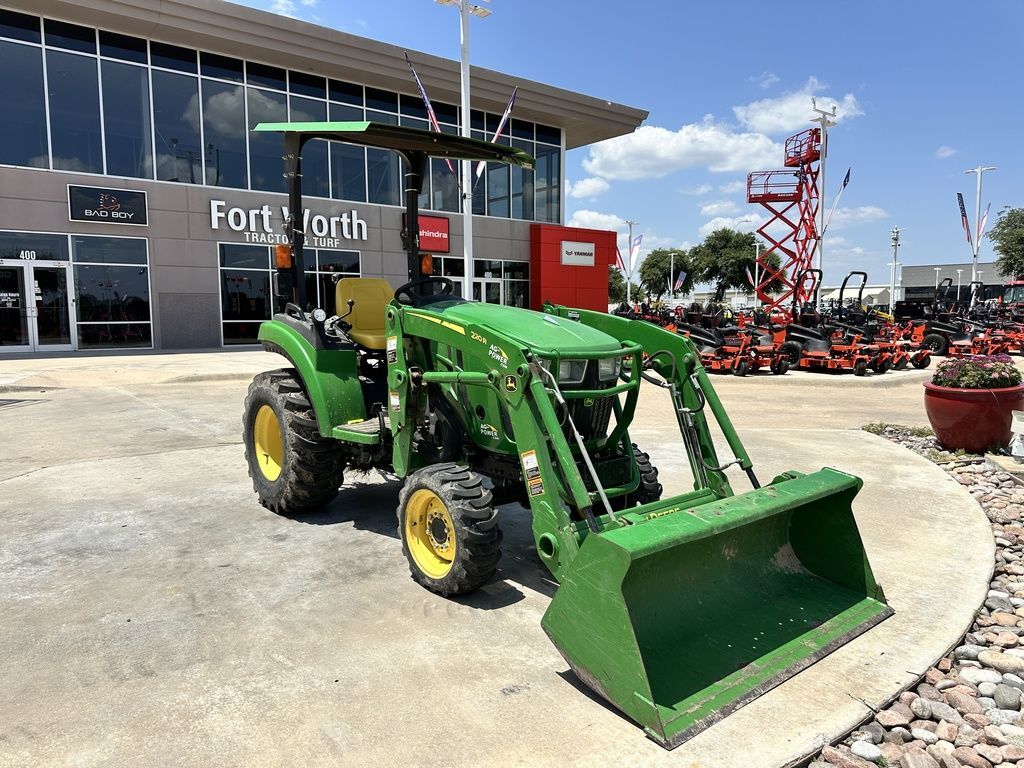 2019 John Deere 2032R in Fort Worth, TX