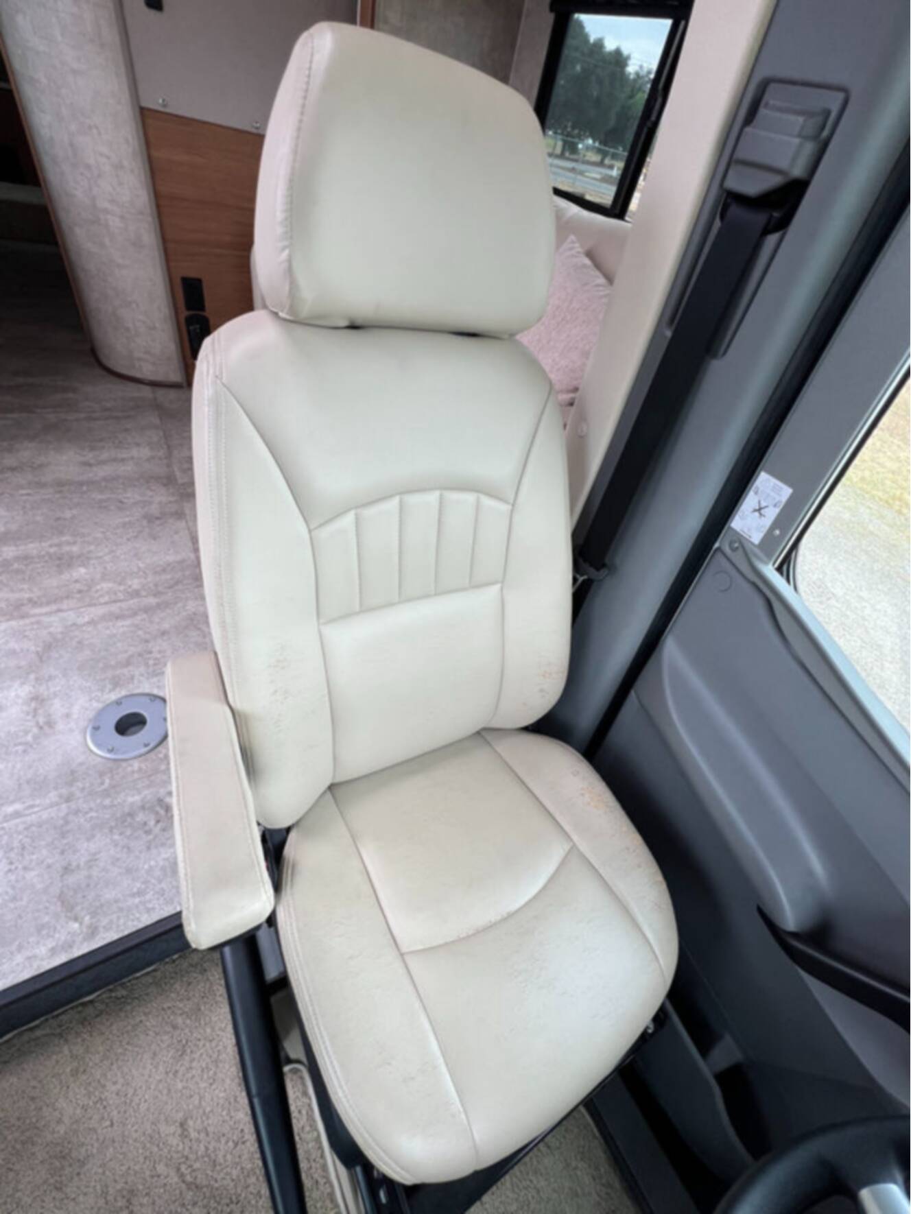 A photo of this 2015 Winnebago Navion 24G
