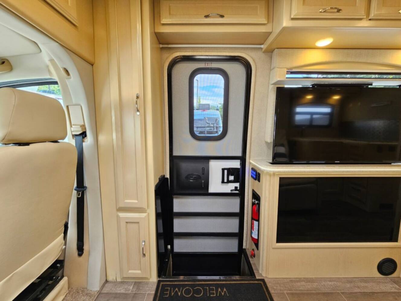 A photo of this 2019 Regency Rv Ultra Brougham 25MB