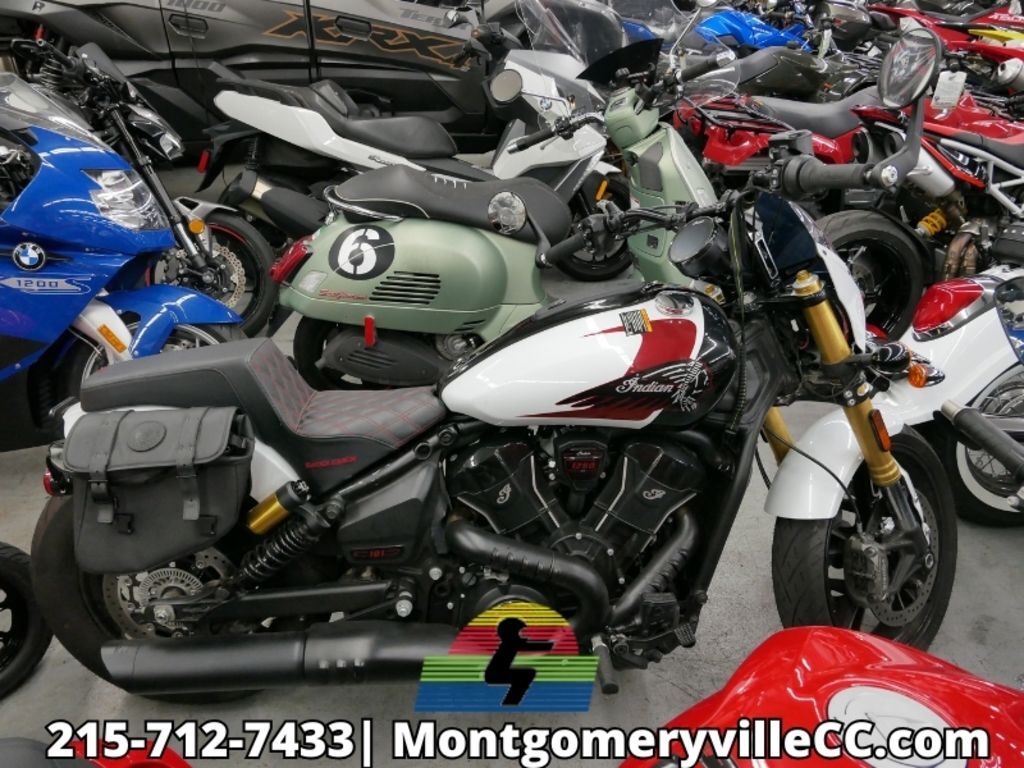 2025 Indian Motorcycle® 101 Scout® Ghost White Metallic with Graphics BASE in Hatfield, PA