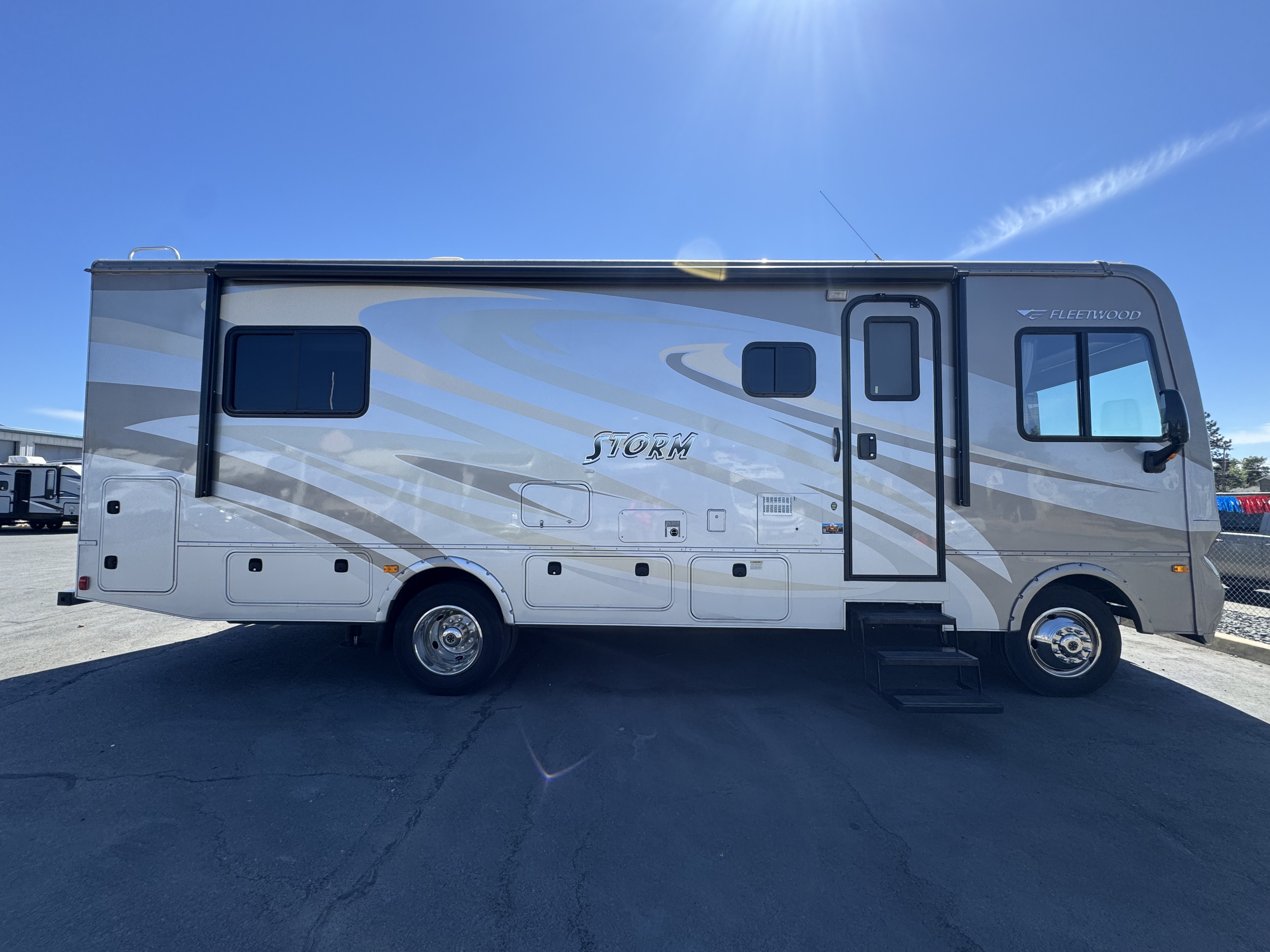 2015 Fleetwood Storm 28MS in grants pass OR