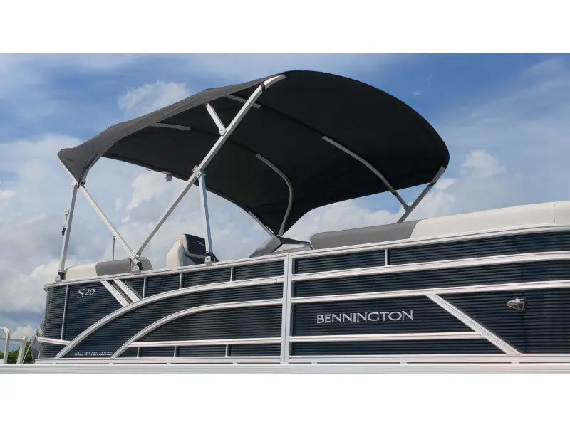 2027 Bennington 20 S1 STERN RADIUS