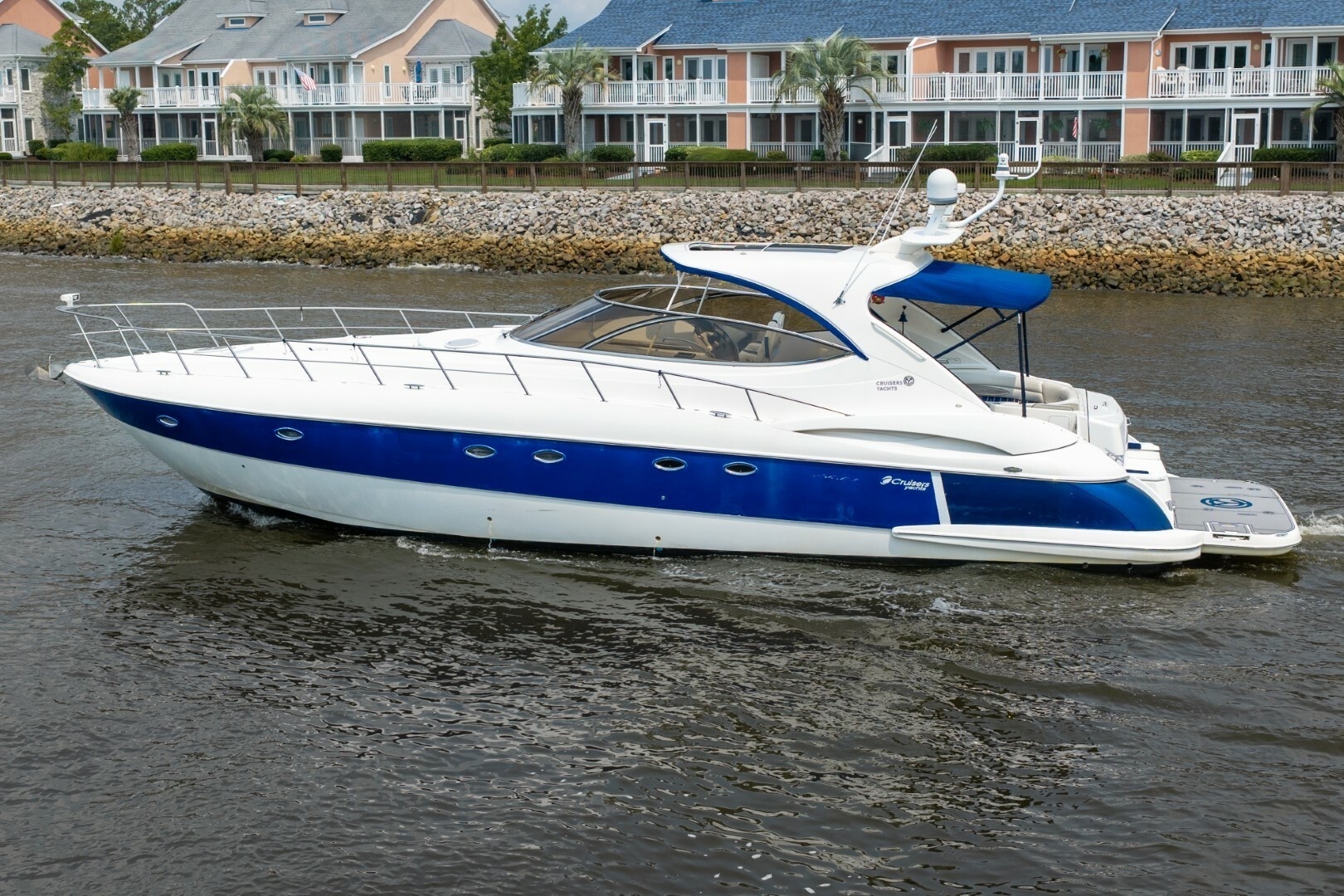 2003 Cruisers 5470 in little river SC