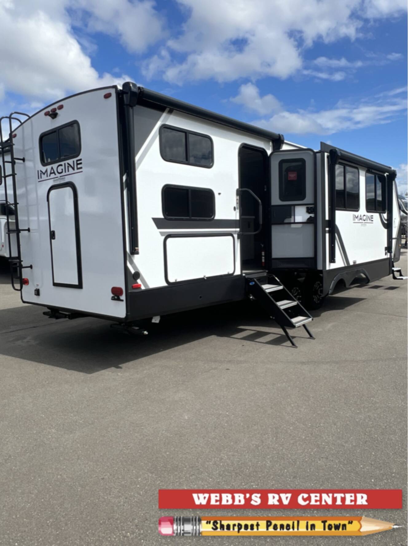 A photo of this 2026 Grand Design Imagine 3210BH
