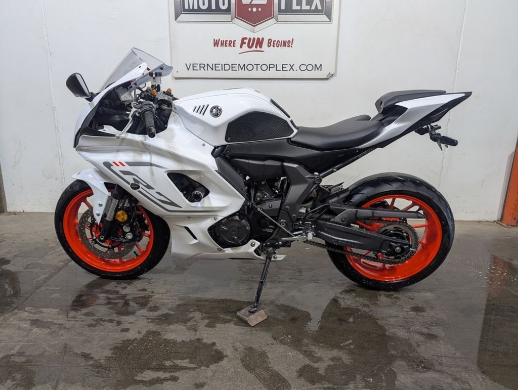 2023 Yamaha YZF-R7 R7 in Sioux Falls, SD