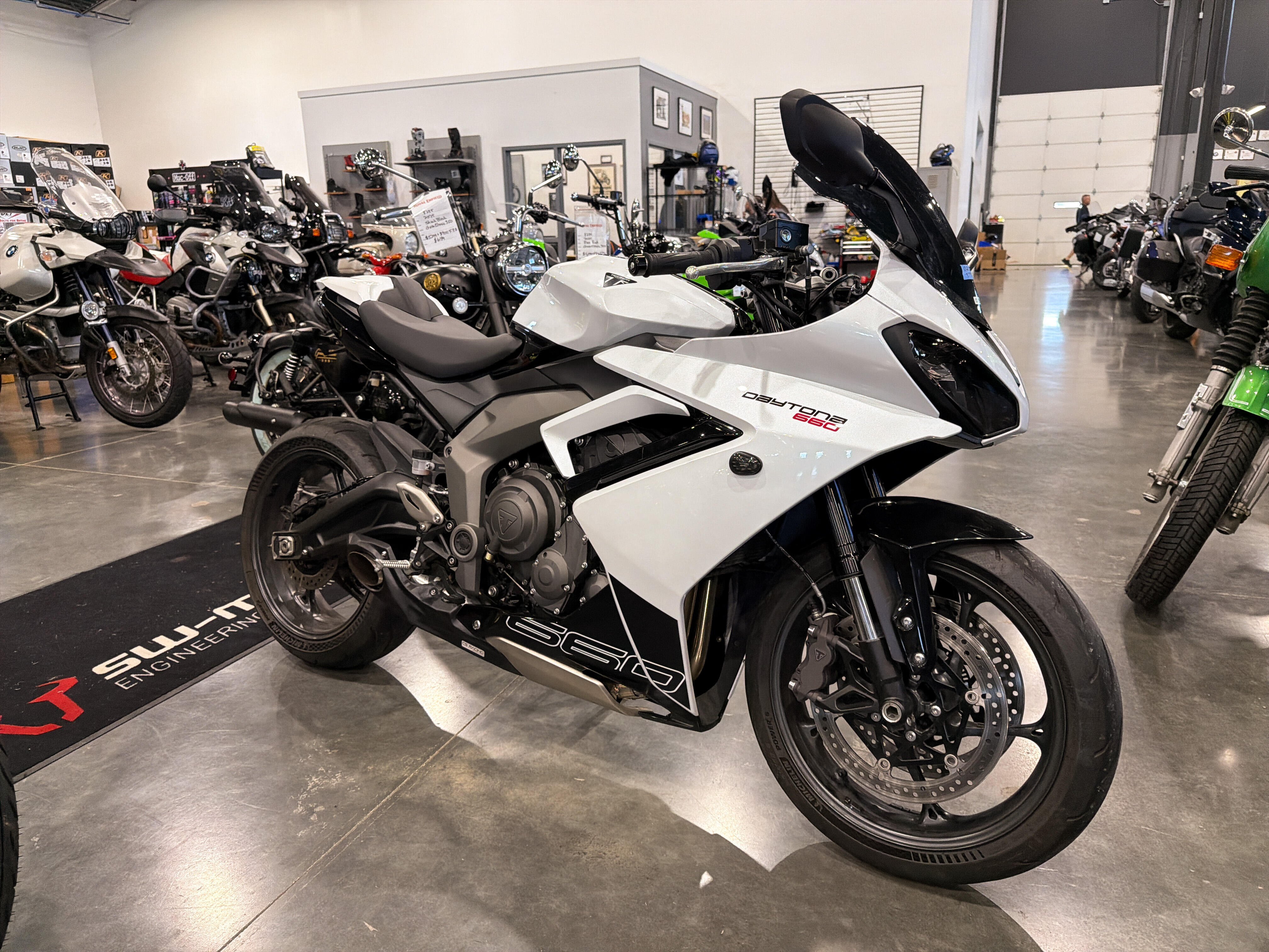2025 Triumph Daytona 660 660 in Chesterfield, MO