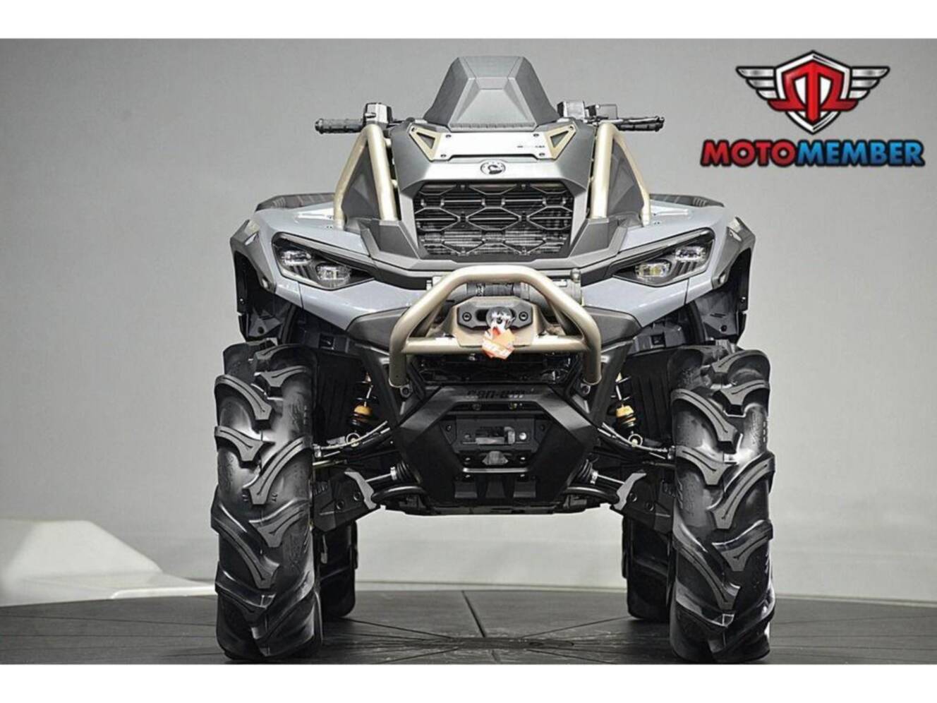 A photo of this 2026 Can-Am Outlander X mr 850 Granite Grey