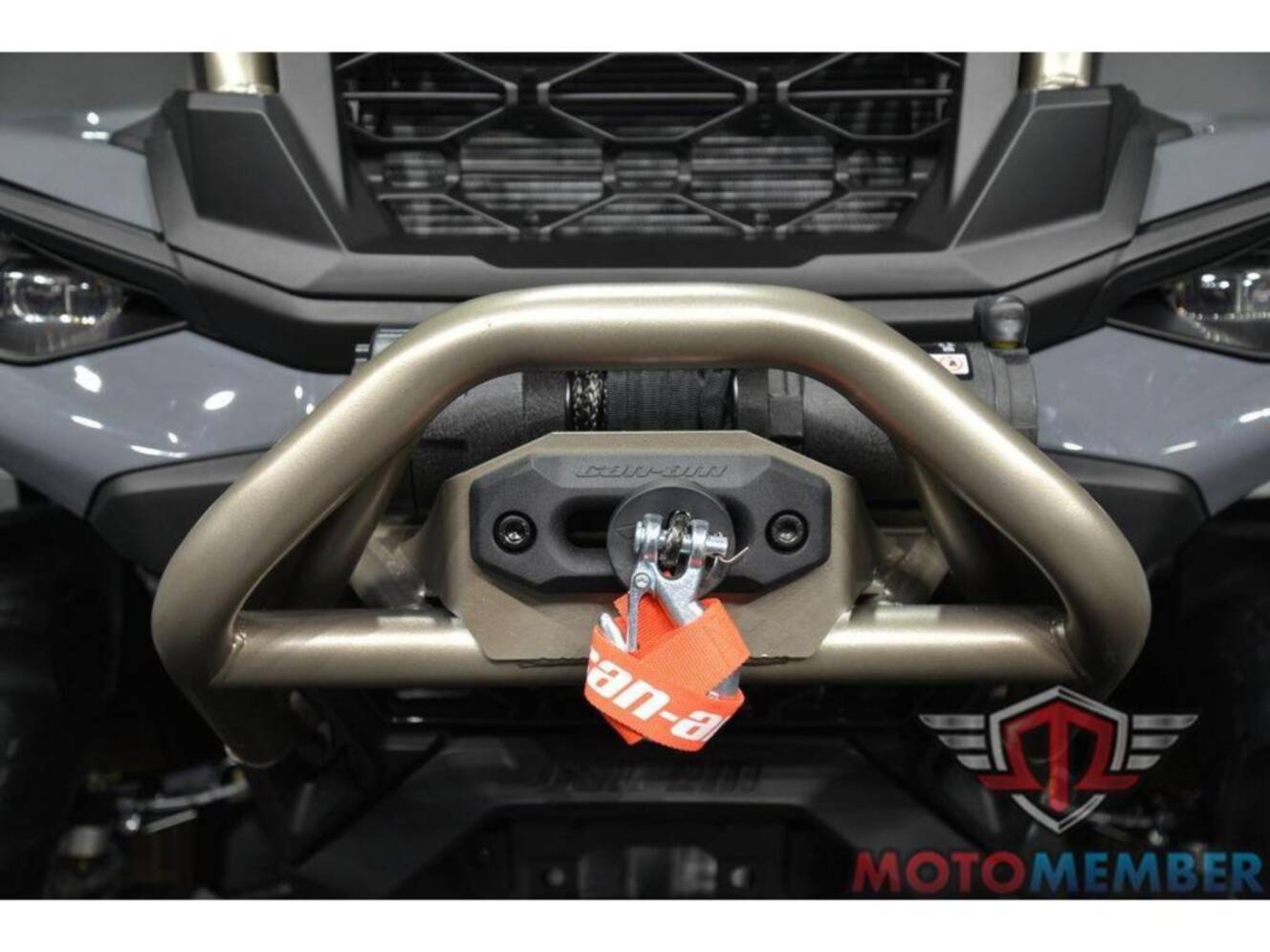 A photo of this 2026 Can-Am Outlander X mr 850 Granite Grey