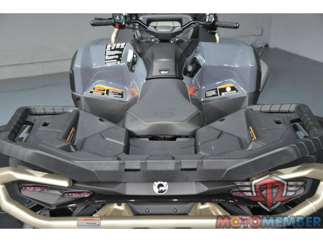 A photo of this 2026 Can-Am Outlander X mr 850 Granite Grey