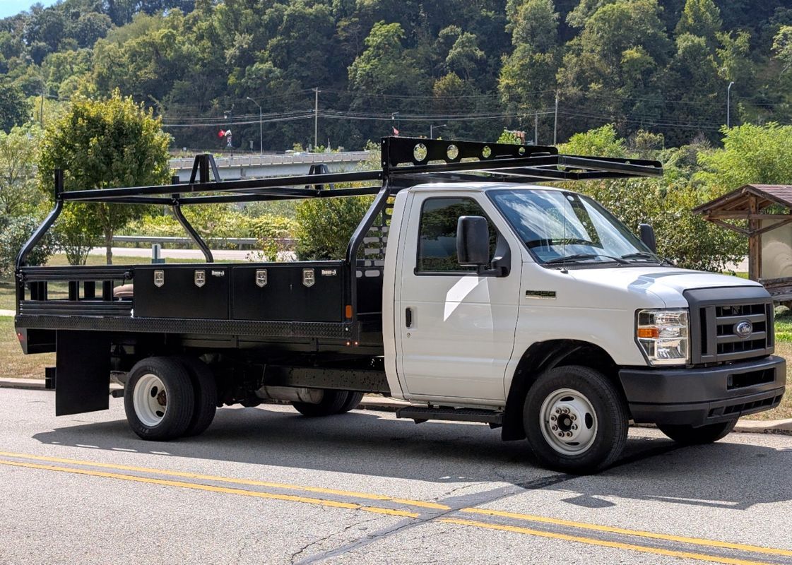 2019 Ford E-450 Cutaway in Freeport, PA