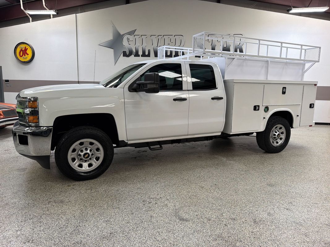 2016 Chevrolet Silverado 3500HD in Midlothian, TX