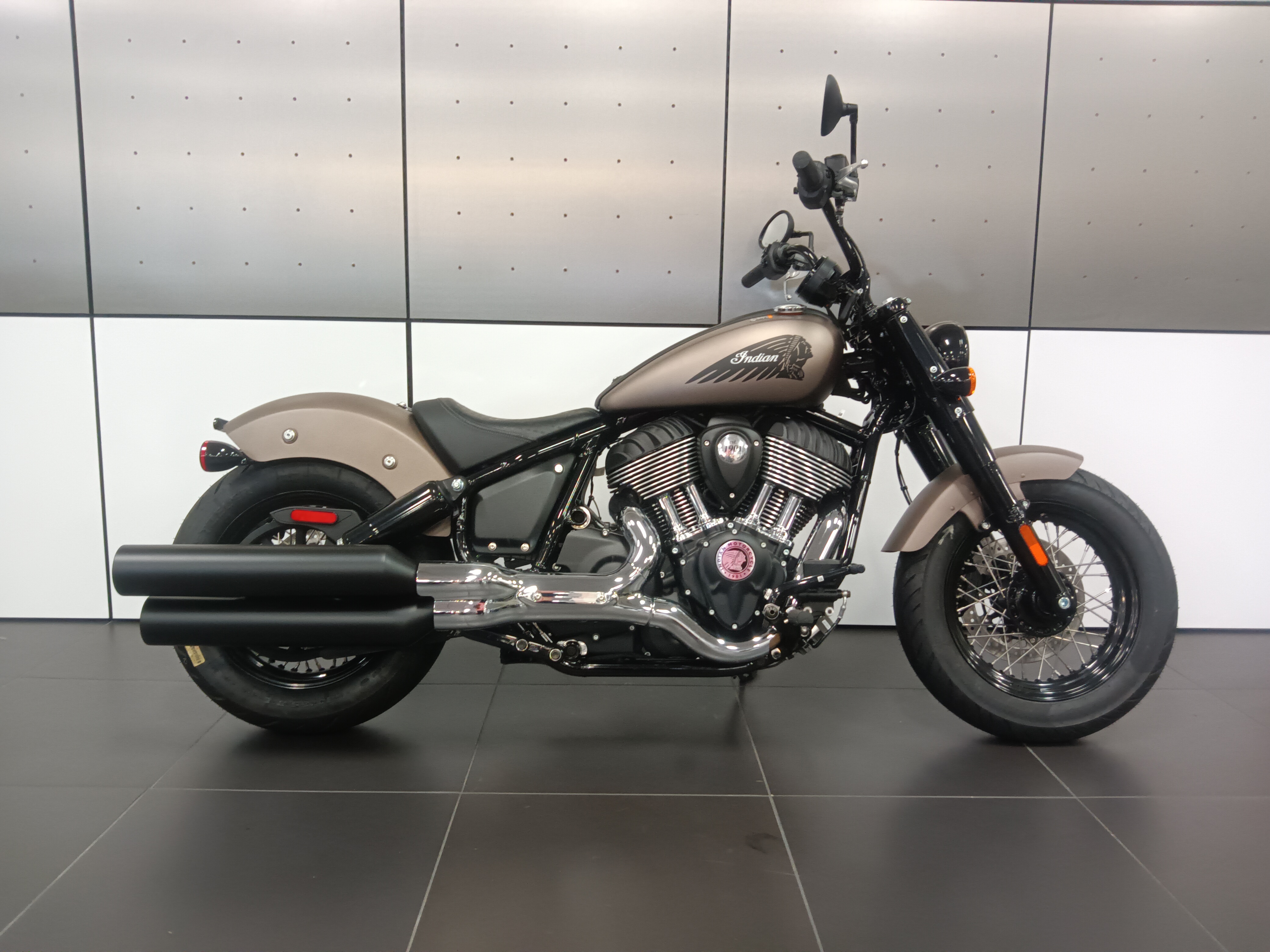 2025 Indian Motorcycle Chief Bobber BASE in De Pere, WI