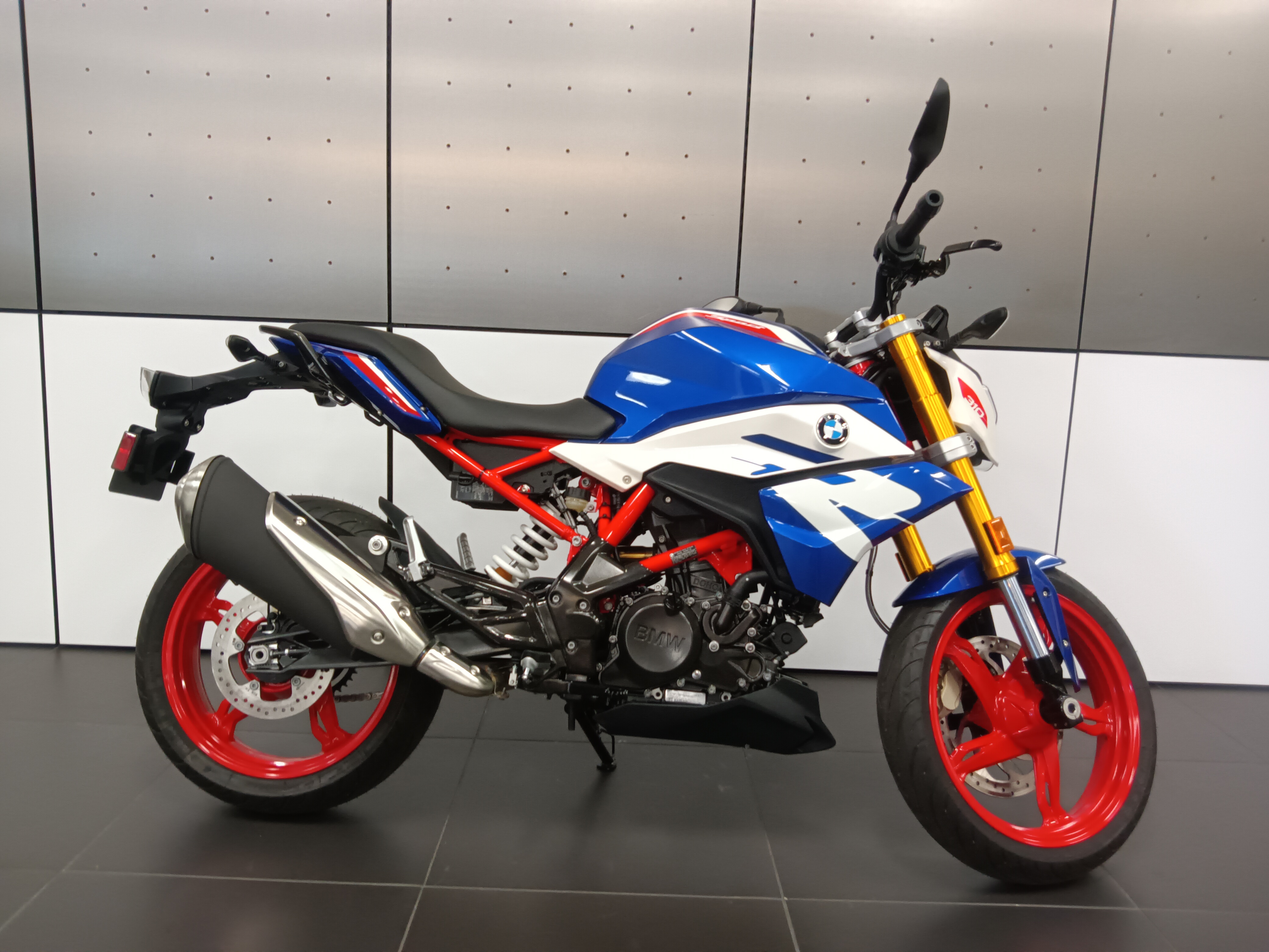 2025 BMW G 310 R 310 R in De Pere, WI