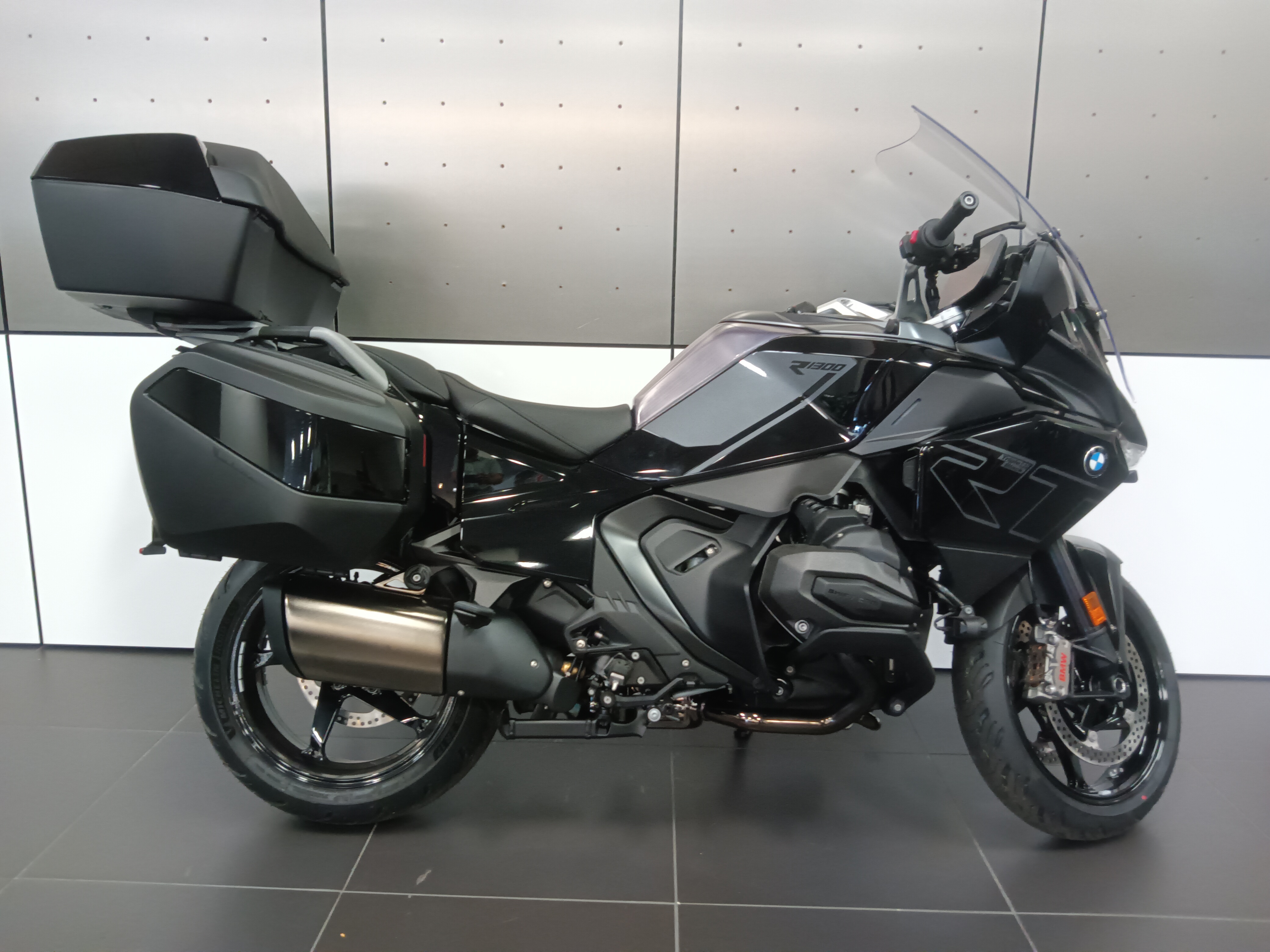 2026 BMW R 1300 RT in De Pere, WI