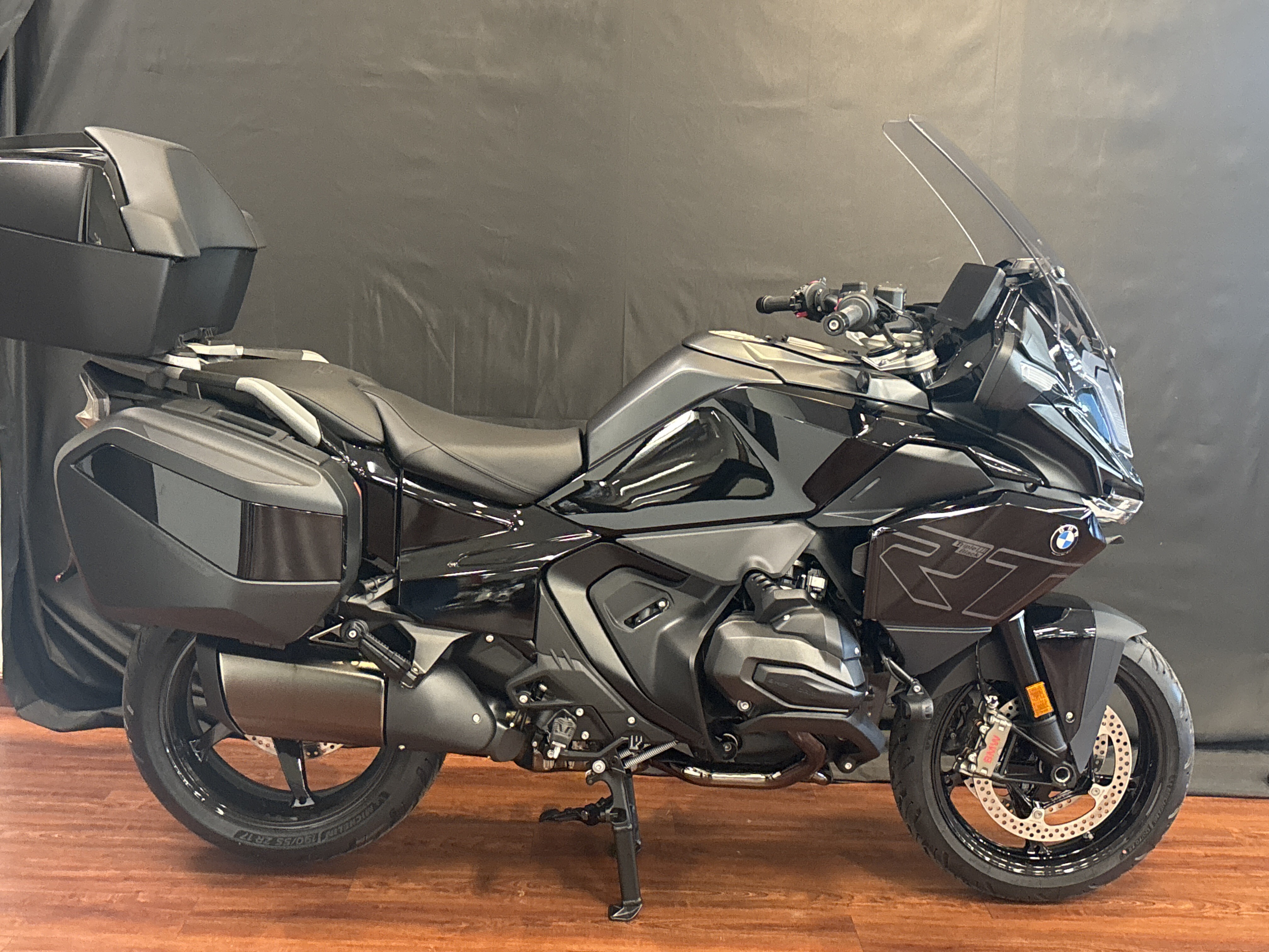2026 BMW R 1300 RT in De Pere, WI