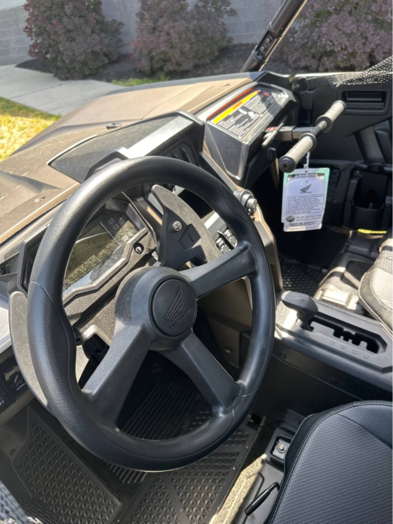 A photo of this 2026 Honda Talon 1000R FOX Live Valve