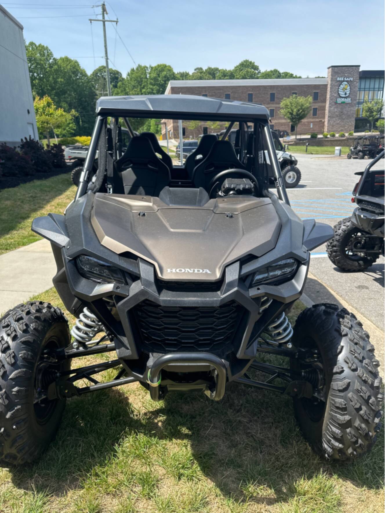 A photo of this 2026 Honda Talon 1000R FOX Live Valve