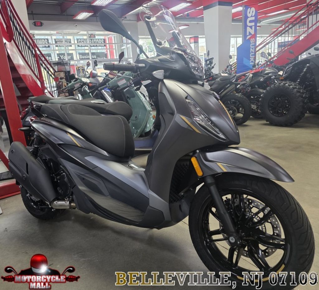 2027 Piaggio BV 400 25th anniversary RANGE 400 in Belleville, NJ