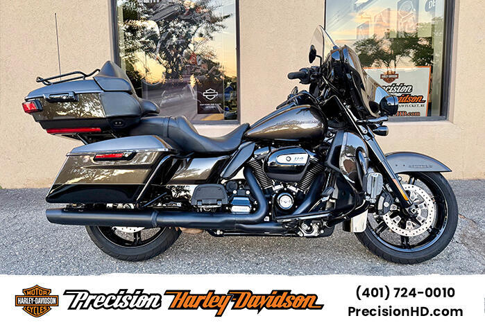 2020 Harley-Davidson Ultra Limited Black Option ULTRA LIMITED in Pawtucket, RI