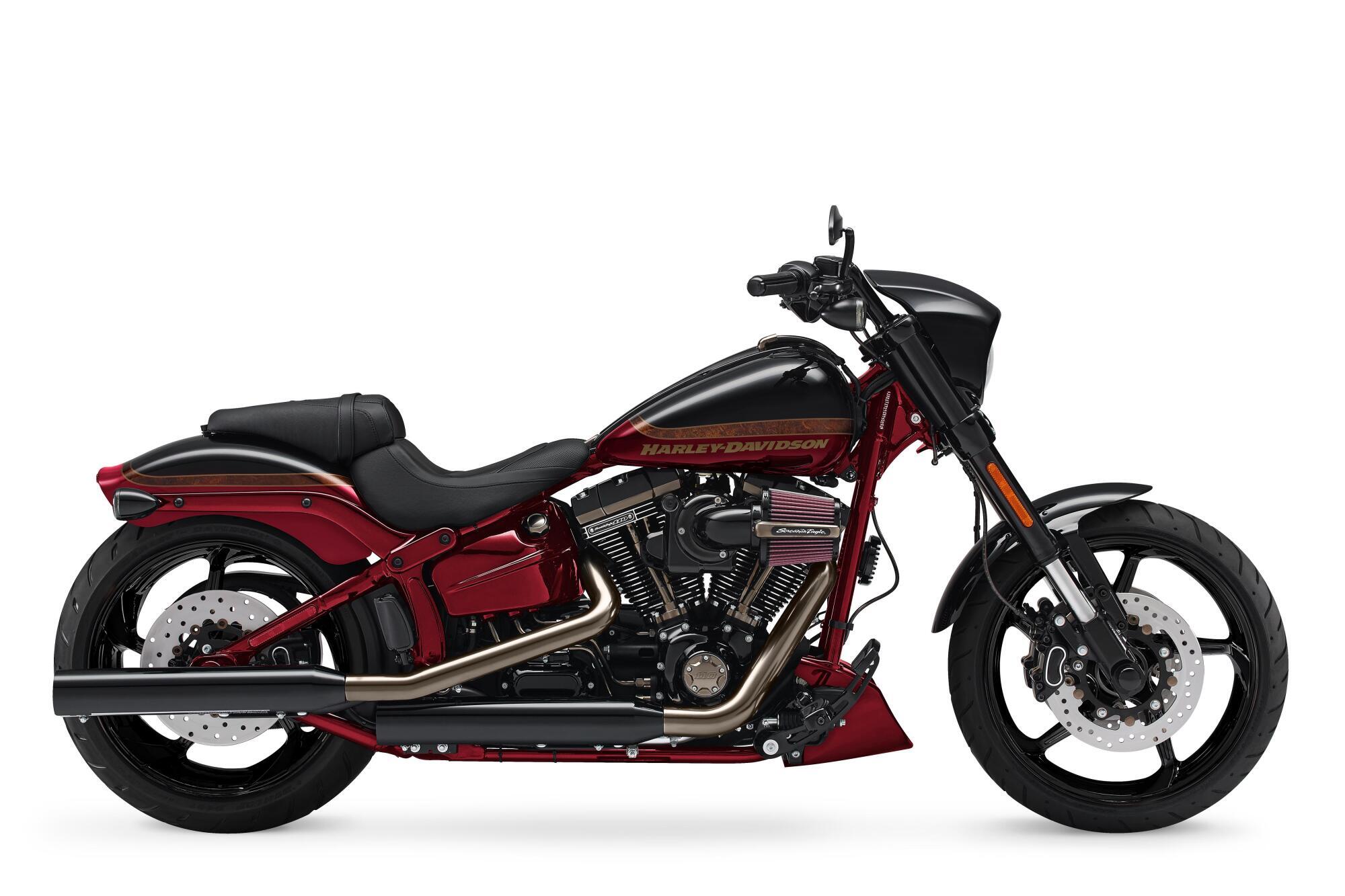 2017 Harley-Davidson CVO Pro Street Breakout BASE in Pawtucket, RI