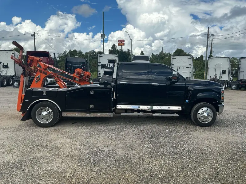 2023 International CV515