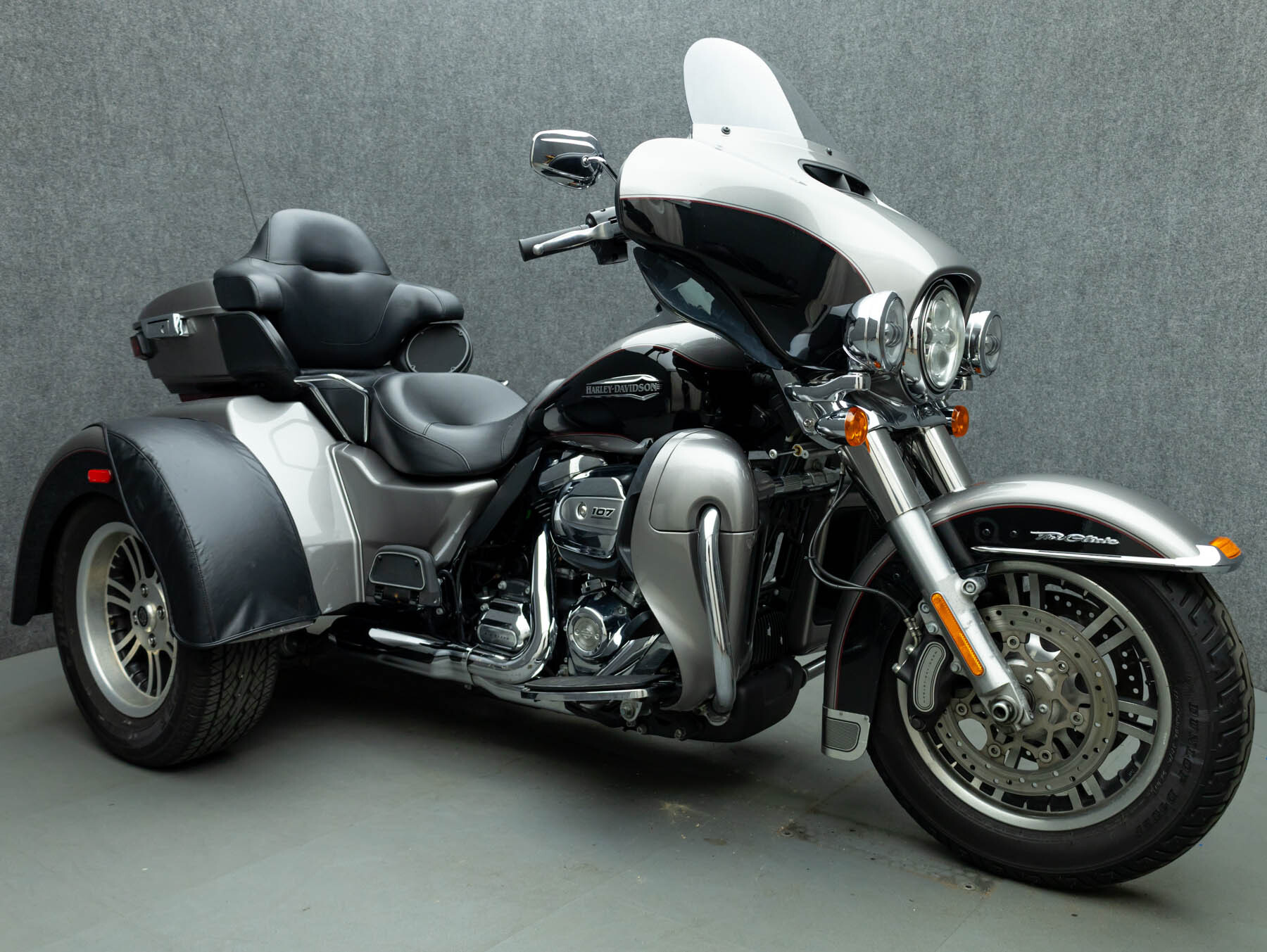 2017 Harley Davidson FLHTCUTG TRI GLIDE ULTRA CLASSIC TRIKE ULTRA CLASSIC® in Pembroke, NH