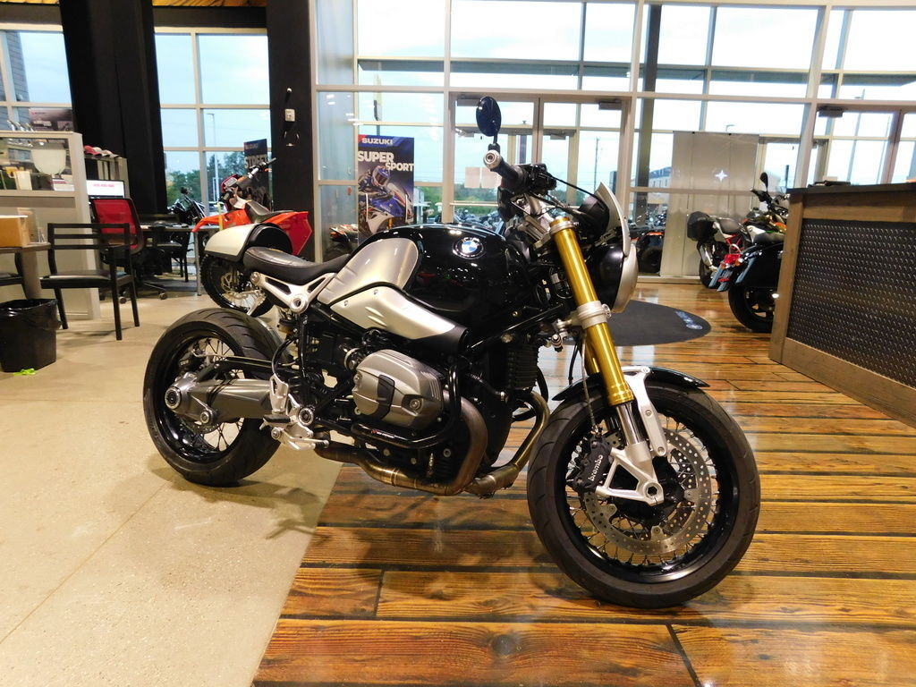 2015 BMW R nineT in Kalamazoo, MI