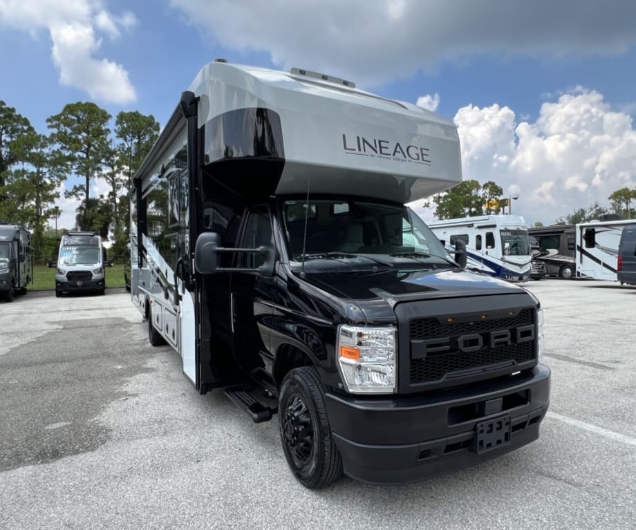 2027 Grand Design LINEAGE SERIES E 30DC in fort myers FL