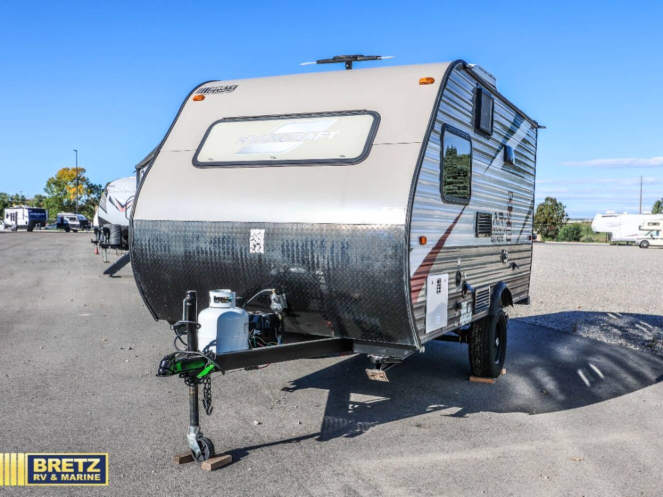 A photo of this 2017 Starcraft AR-ONE 14RB