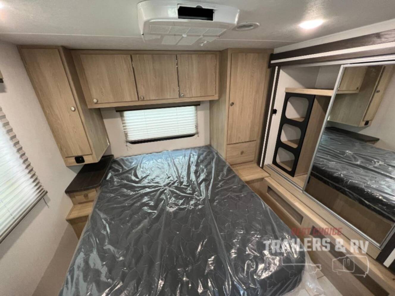 A photo of this 2026 Coachmen Rv Leprechaun 319MB Ford 450