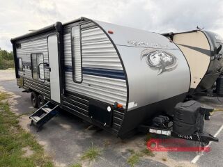 2019 FOREST RIVER CHEROKEE GREY WOLF 22MKSE
