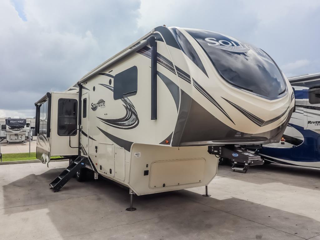2021 Grand Design Solitude 310GK in katy TX
